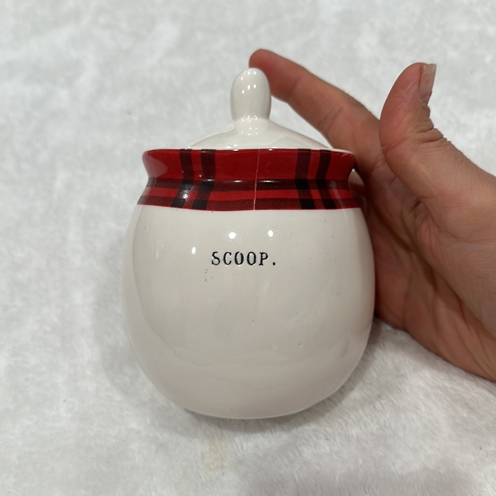 RAE DUNN Artisan Collection ceramic sugar pot “ SCOOP.”